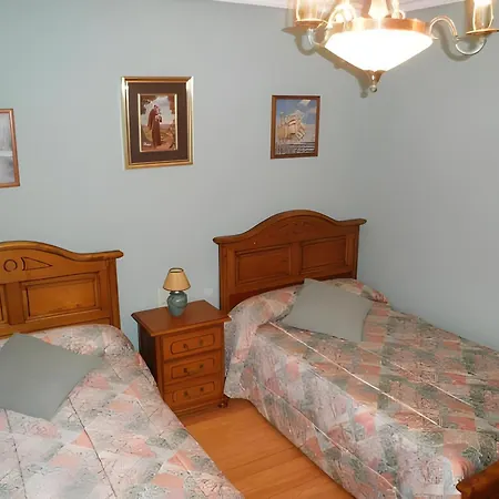 Casa Geli 1 Apartamento La Robellada de Onis