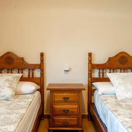 Casa Geli 1 La Robellada de Onis